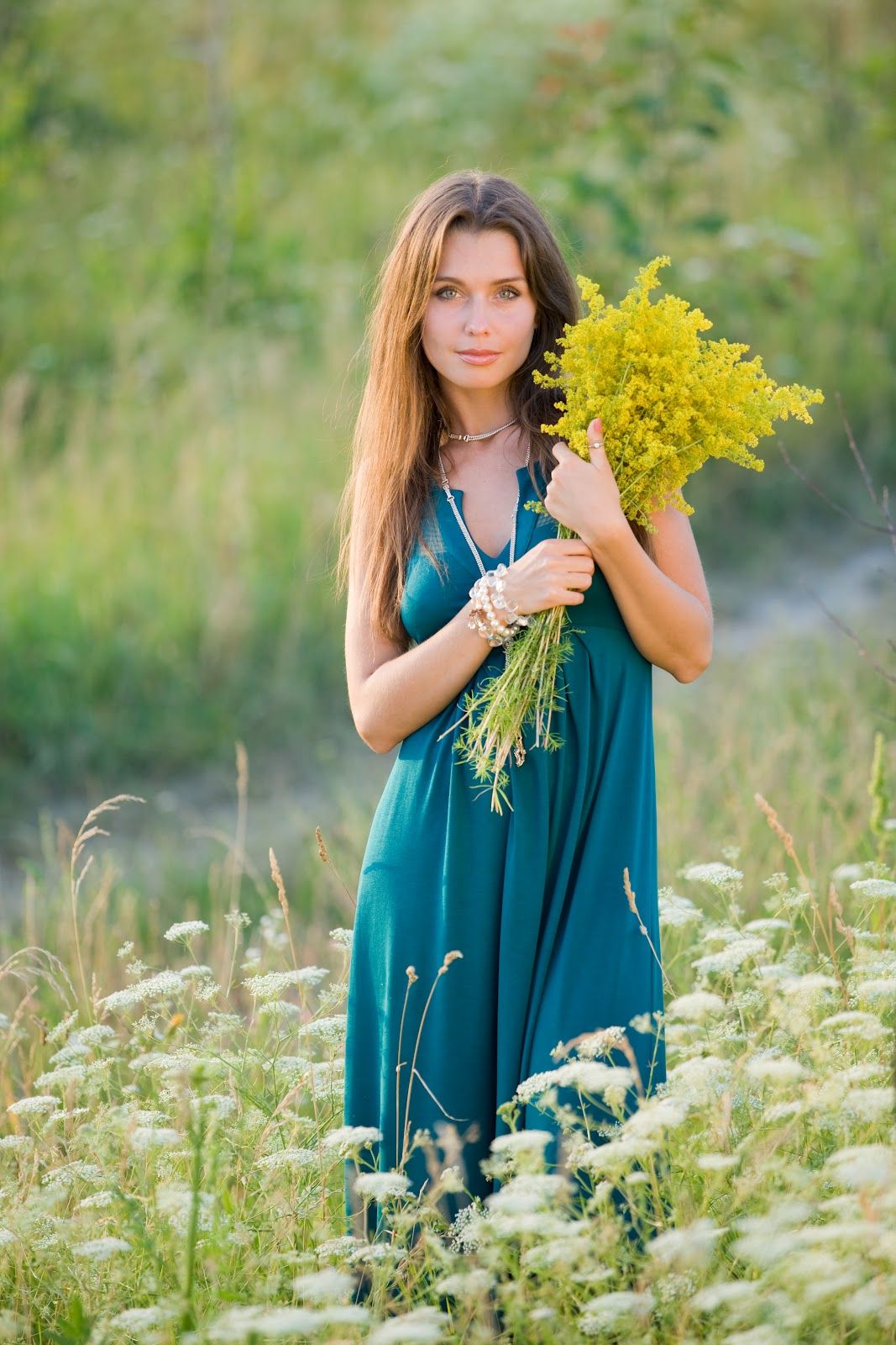 Slavic women in Vijayawada