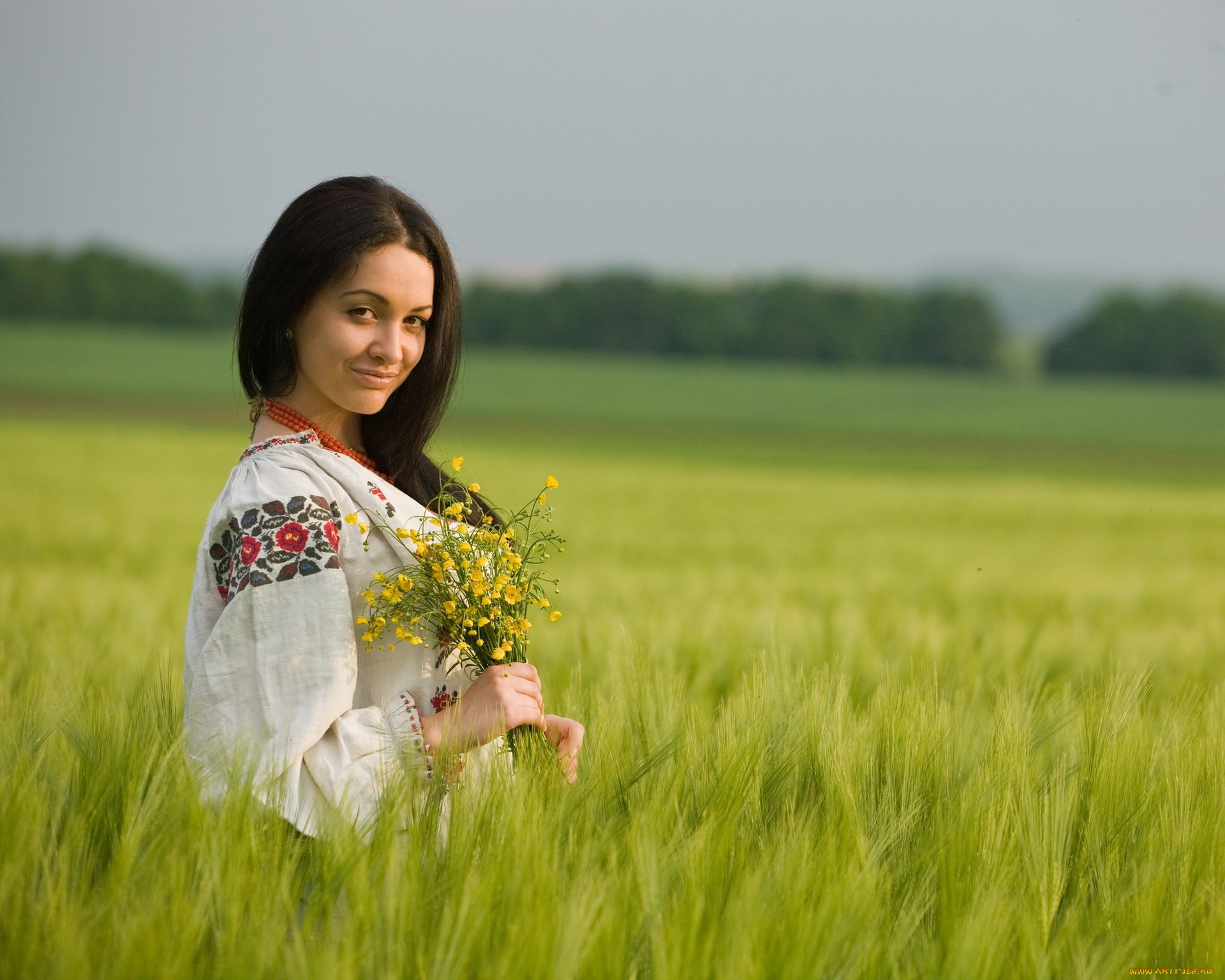 Women in Slavic costumes in Vijayawada