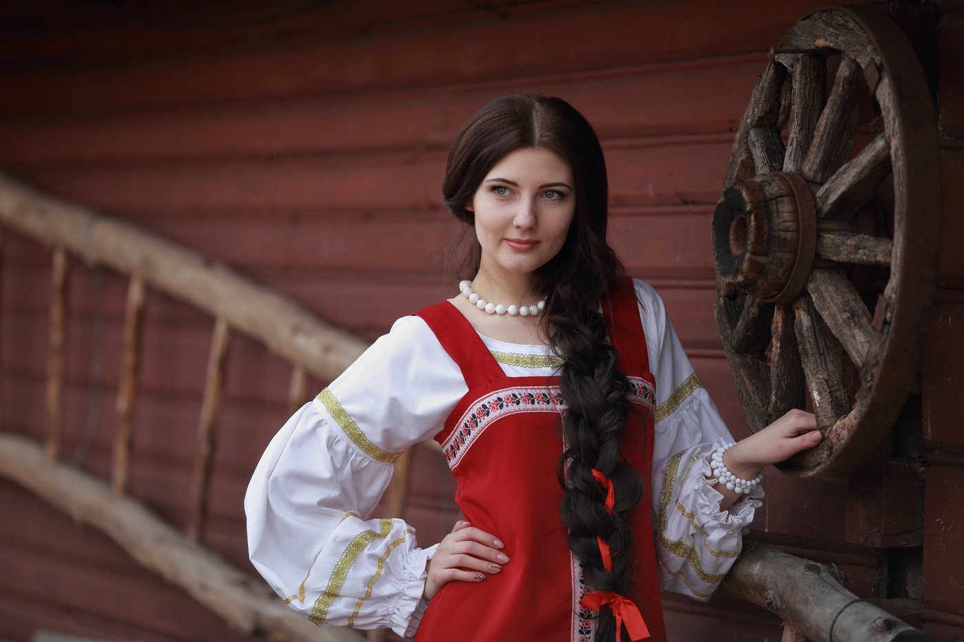 Girls in Slavic costumes in Vijayawada