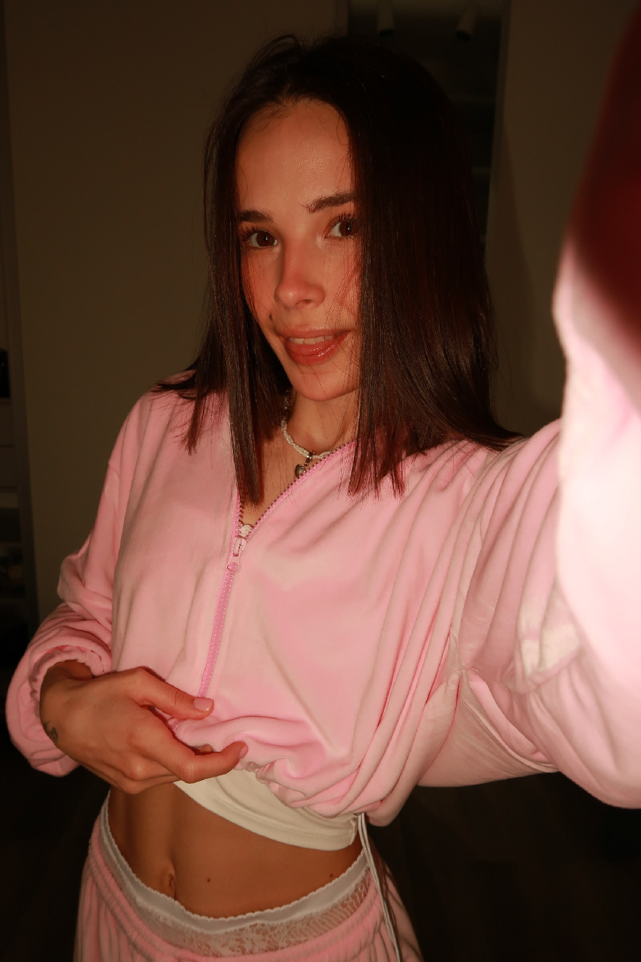 Tina brings the glow — live moments in Vijayawada